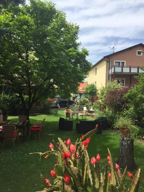 Hotel Pension Alte Muehle Klosterneuburg Exteriör bild